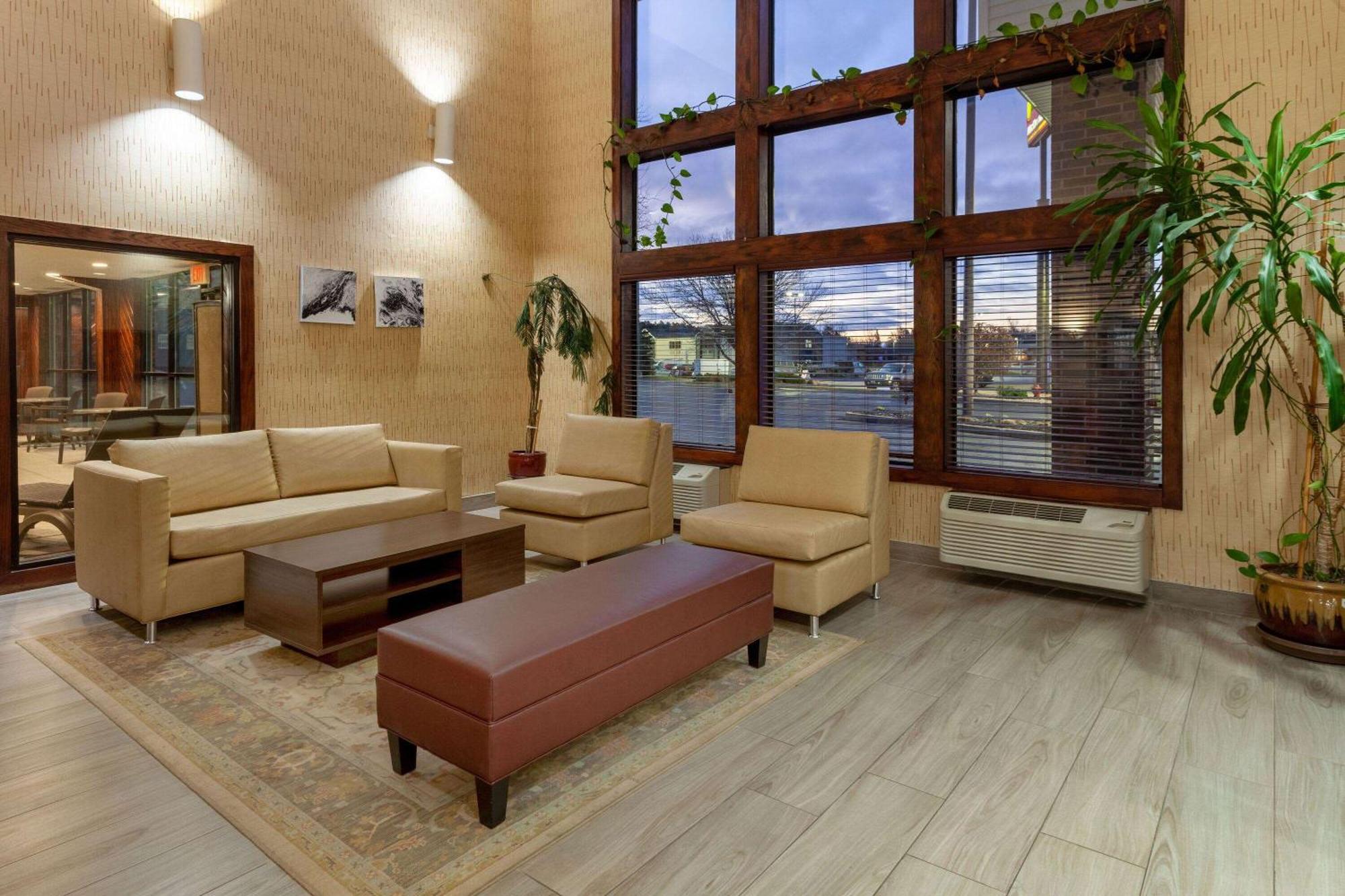 Super 8 By Wyndham Wausau Esterno foto