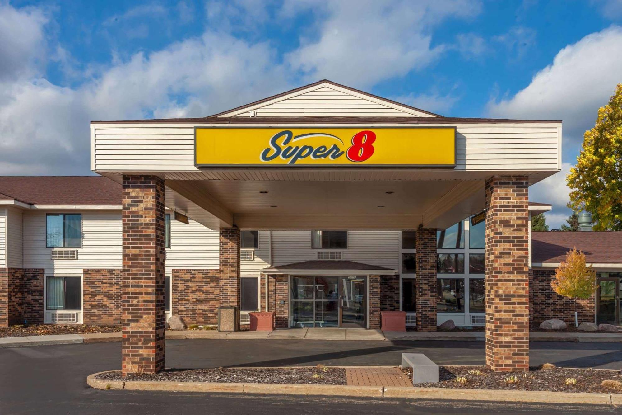 Super 8 By Wyndham Wausau Esterno foto